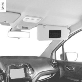 BEZPIECZEŃSTWO DZIECI: odłączanie-włączanie przedniej poduszki powietrznej pasażera (2/3) 3 A A NIEBEZPIECZEŃSTWO Z uwagi na brak możliwości rozwinięcia poduszki powietrznej pasażera airbag, gdy