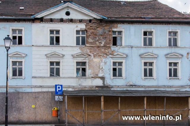 KAMIENICA, W KTÓREJ MIEŚCIŁA SIĘ RESTAURACJA "BASZTOWA".