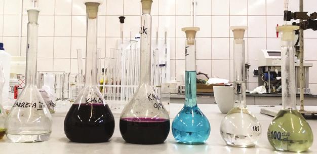 KRYTERIA PRZYJĘĆ Wydział Technologii i Inżynierii Chemicznej STUDIA STACJONARNE KRYTERIA PRZYJĘĆ analityka chemiczna i spożywcza I stopnia - 3,5 letnie (inżynier) analityka środowiska analityka