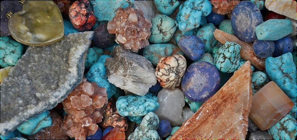 Liczbę znanych minerałów określa się obecnie na około 4 000.