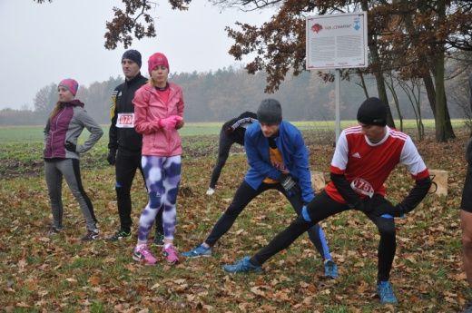 Kultura fizyczna i sport Bieg przełajowy O konar Dębu Czwartaka 1.