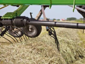 trudnych warunkach i podczas pokonywania zakrętów. Idealna krzywka Dzięki systemowi CamControl zgrabiarki Fendt 7850 i 7850 Pro zapewniają doskonałe rezultaty na uwrociach.