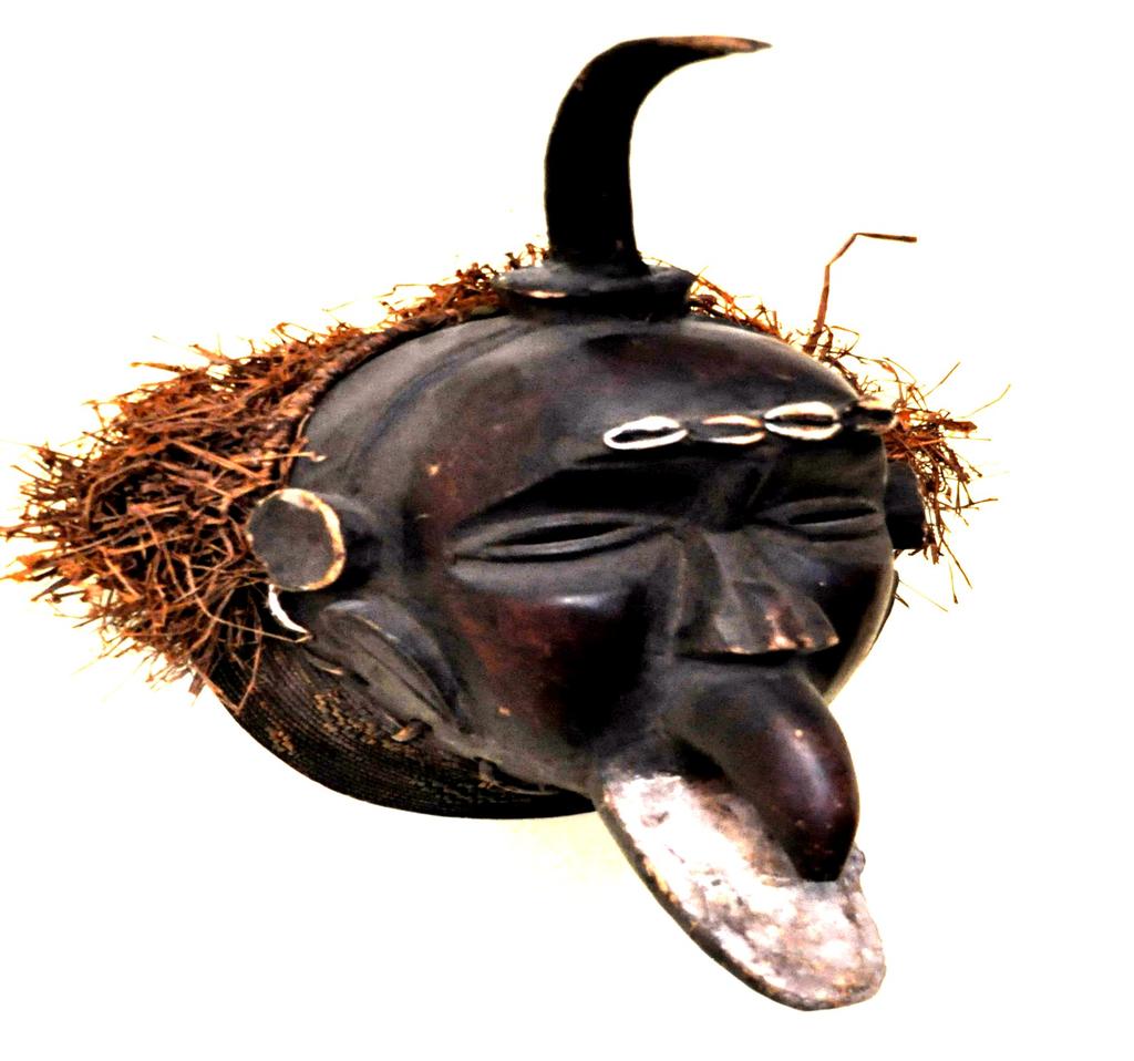 KONGO Songe, maski i figury często z elementami