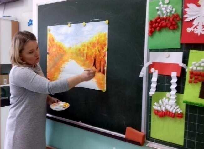 15) Zorganizowanie warsztatów plastycznych mających na celu przedstawienie krajobrazów Polski.