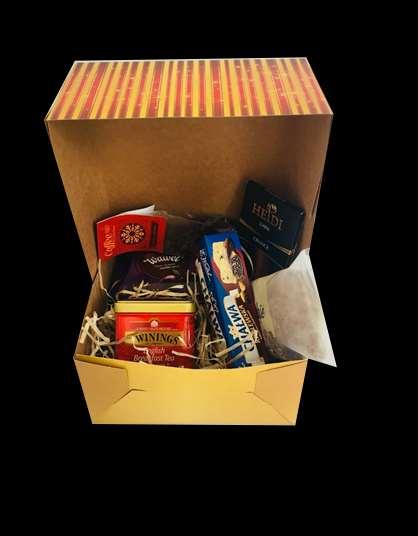 nr PD06 1. E.Wedel Chałwa królewska kakaowa z bakaliami 250g 2. Twinings English Breakfast Tea herbata czarna liściasta 100g 3.