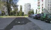 Są to miej sca par kin go we w re jo nie ulic: Gra ni to wa, Po lna, Wie chacz ka, Szczy to wa i Świę to krzy ska.