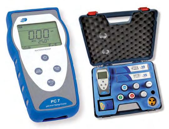 Automatyczna kalibracja ze wskazywaniem kalibrowanego zakresu Przenośny miernik wielofunkcyjny PC 7+ Miernik przewodności COND 7+ Regulacja temperatury odniesienia, stałej naczynka
