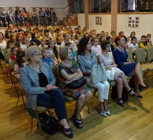 Uroczyste zakończenie zajęć z Psychoedukacji w szkole 2016/2017 Cykl IV. Każdy ma jakiś talent, każdy może osiągnąć sukces. Aula im. Tadeusza Wiśniewskiego ZSE w Słupcy, 31.05.2017 31 maja 2017 r.