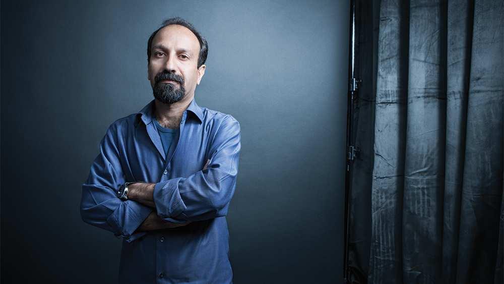 REŻYSER O FILMIE ASGHAR FARHADI, ur. w 1972 reżyser i scenarzysta. Pierwszy film nakręcił w wieku 13 lat w młodzieżowym klubie filmowym. Zrealizował jeszcze pięć krótkometrażowych filmów, a w 1991 r.