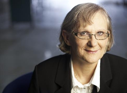 OSOBY PREZENTUJĄCE Krystyna Borkowska
