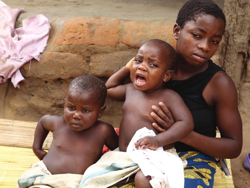 (Walt Disney) MALAWI: kraj biedy, przeludnienia i klęsk żywiołowych PIE, KNO I OKRUCIEŃSTWO PRZYRODY Republika Malawi to niewielki kraj w Afryce południowowschodniej, który nie ma dostępu do morza.