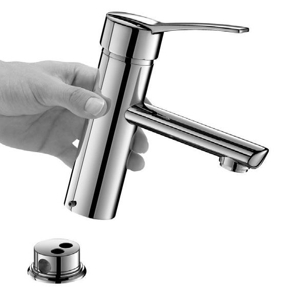 Thoroughly flush the pipes to remove any impurities before installing and commissioning the product.