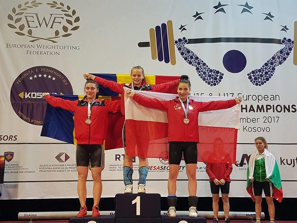 Kat. Zawodniczka Waga Ur. Klub 2-bój Rw. Po. Miejsce Pkt 53 Dominika Sacharuk 52,65 00 AZS-AWF Biała P. 0 sp.