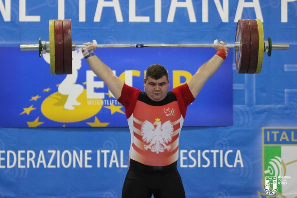 U 17 Paulina Rutkowska 59,69 01 Mazovia Ciechan. 168 74 94 Srebrny 227,7 U 20 Paulina Kudłaszyk 48,21 97 Budowlani N. T. 137 62 75 Brązowy 216,4 Kat. Zawodnik Waga Ur. Klub 2-bój Rw. Po.