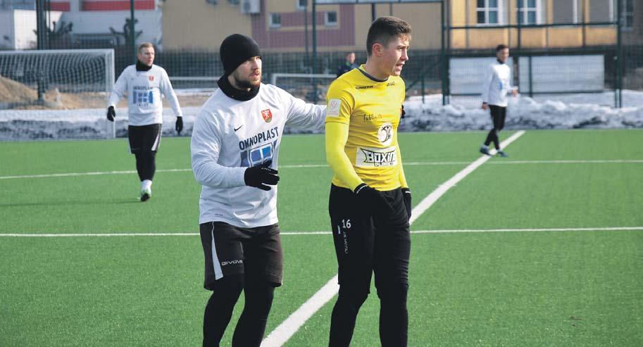 8 sport Męczarnie AZS, przełożony mecz Olimpii piłka ręczna W grupie C I ligi są dwie ekipy zdecydowanie odstające poziomem od reszty stawki: Uniwersytet i Radzymin.