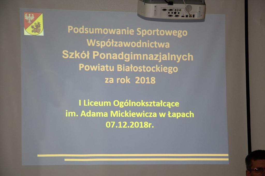 duchowieństwa, Lasów Państwowych, Policji, Straży Pożarnej, placówek przedszkolnych, szkolnych i kuratorium oświaty.
