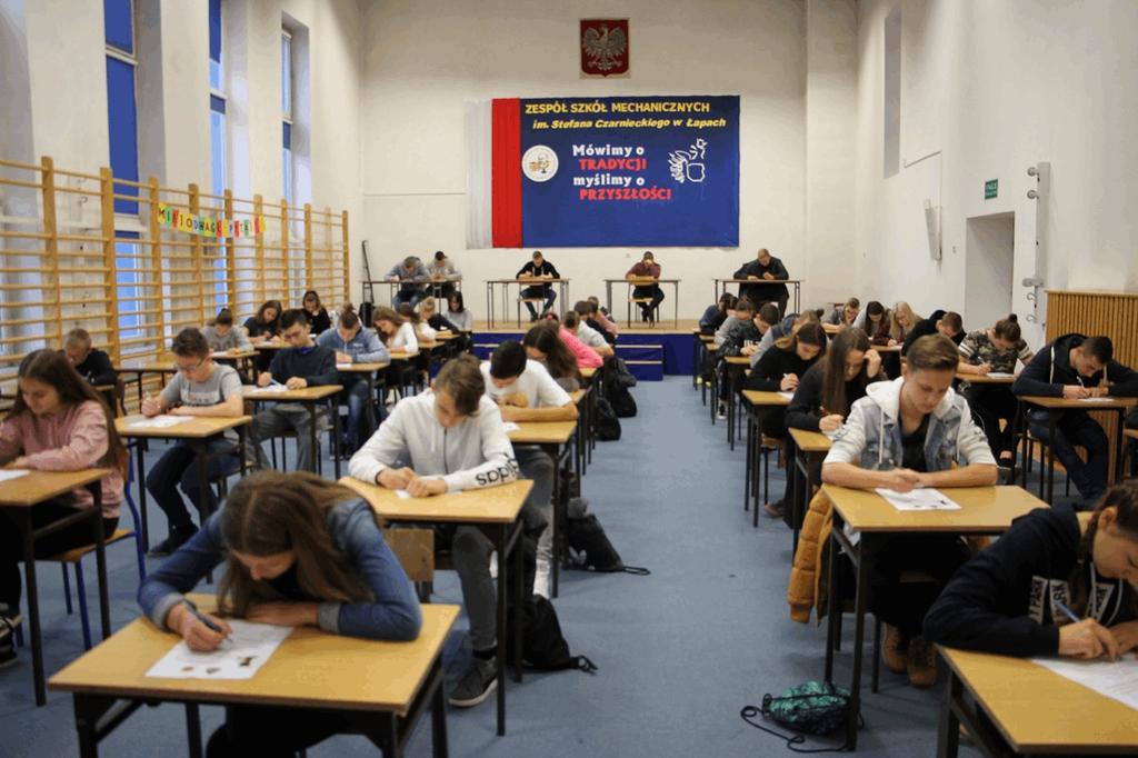 Konkurs Bezpieczny Powiat Białostocki - rozstrzygnięty 2018-11-19 11:01:28 W ramach propagowania bezpieczeństwa i prawidłowych postaw warunkujących bezpieczeństwo wśród młodzieży w dniu 16 listopada