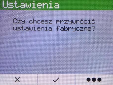 Zatwierdzenie zmian następuje po naciśnięciu przycisku kontekstowego oznaczonego, co jest również przejściem do następnego okna menu konfiguracyjnego.