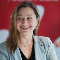 Informacje o prowadzącej: Anna Kasprowicz Ekspert HR w obszarze zarządzania potencjałem ludzkim. Praktyk z doświadczeniem w obszarze strategicznego zarządzania zasobami ludzkimi.