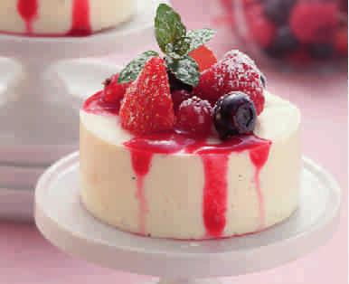 Mrożony torcik o smaku waniliowym i mango Minipanacotta
