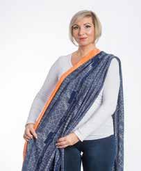 Kangur na biodrze Kangaroo Hip Carry wiązanie odpowiednie dla dzieci od suitable for kids from 1 2 3 0 + mnths długość / length 3,7 m rozmiar XS / size 4 szerokość / width 0,6-0,7 m Przełóż chustę
