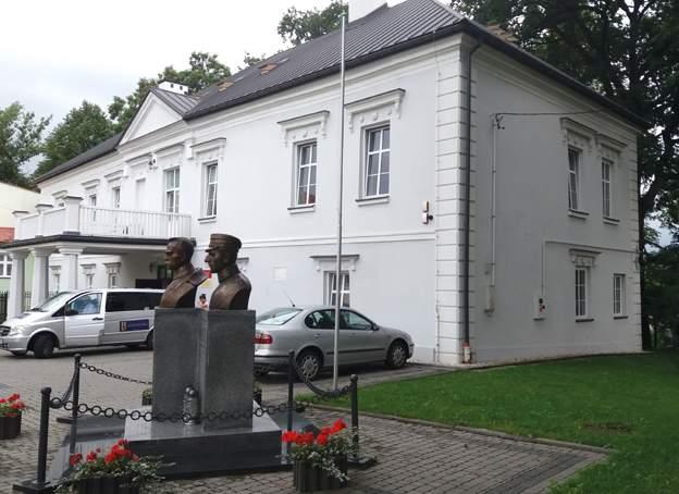 PARCELA I UL. NADRZECZNEJ W MIEJSCOWOŚCI BRZÓZA GM.