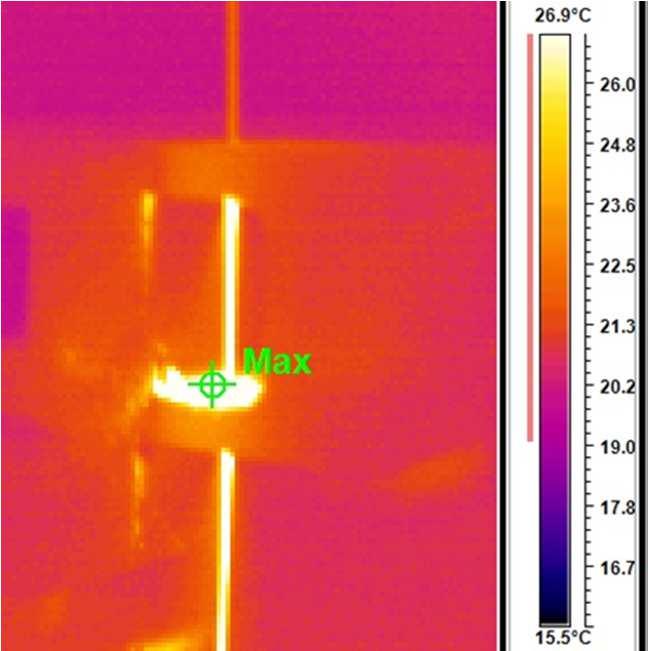 Temperature distribution in the cutting zone Pomiary jakości powierzchni po cięciu struną były realizowane tylko dla laminatów i w ograniczonym zakresie parametrów przecinania (tab.