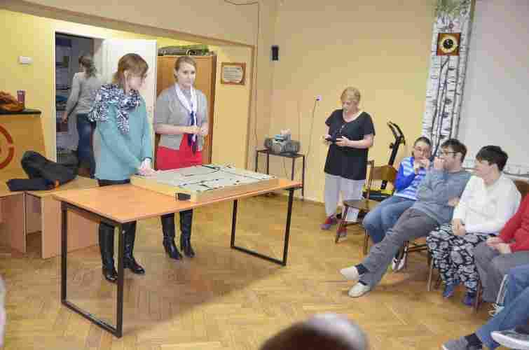 Było bardzo miło i sympatycznie. Fajnie było spotkać się z naszym księdzem.