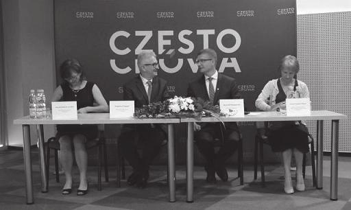 francuski w Częstochowie. Miało to miejsce 4 czerwca br. w Hali Sportowej przy ulicy Żużlowej w Częstochowie. W tym bardzo uroczystym zakończeniu wzięli udział zaproszeni goście honorowi, m. in.