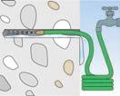 Poczekać do całkowitego związania masy. Czyszcenie otworu po wierceniu wiertnicą diamentową i zastosowaniu zaprawy iniekcyjnej FIS EM FIS- w walizce Zestaw do wklejania zbrojenia w walizce Typ Art.