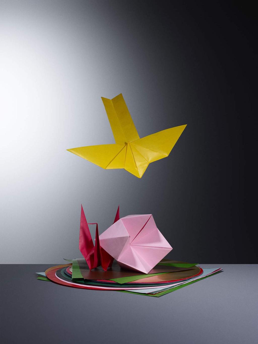 LUSTIGT papier do origami ZABAWA Z PAPIEREM BEZ OGRANICZEŃ Z papieru do origami dostępnego w 13 różnych jaskrawych kolorach i w 3 różnych