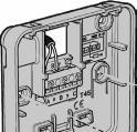 Instalacja i ustawienia Okablowanie Podłącz przewody systemu ogrzewania i chłodzenia, jak to przedstawiono na rysunku obok. (Szczegółowy schemat instalacji na stronach 15 17).