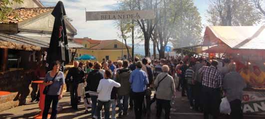 Petešići ken se v rit puše Štand Turističke zajednice općine Velika klapa Kastav, vokalna skupina Yamas i klapa Nevera.