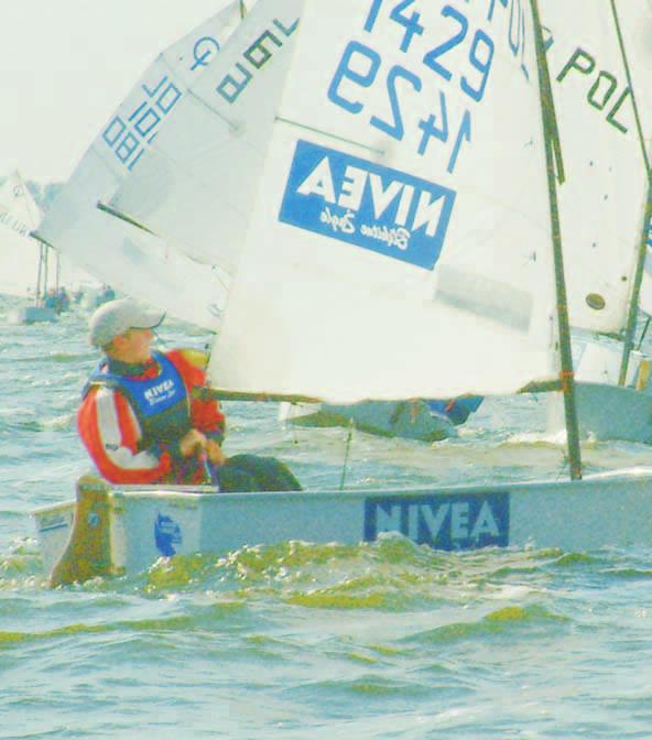 Piotr Radowski YKP Gdynia Mistrz Europy 2003 na OptimiÊcie Blueblue i aglu JJ agle do