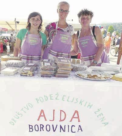 Posebno priznanje župana Borovnice Ajda na Prazniku borovnic Kot vsako leto je bilo tudi letos na Prazniku borovnic v Borovnici veselo.