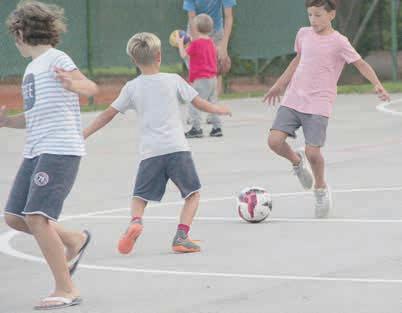 otroke. Športfejst je sicer festival športa in dobre volje, ki povezuje vse, ki sta jim blizu rekreacija in gibanje.
