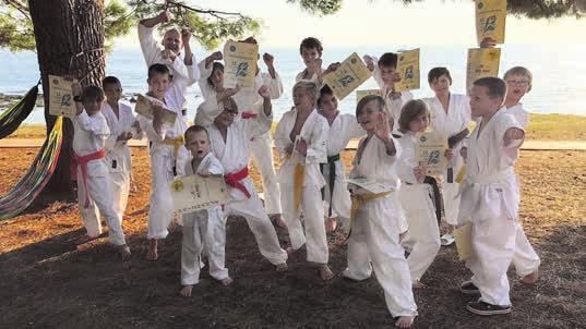 Sama vsebina treningov je vsebovala utrjevanje obstoječega znanja članov iz shotokan karateja (KIHON tehnike, KATE ter KUMITE boj z nasprotnikom) na nivoju, prilagojenem posameznikovemu znanju ter