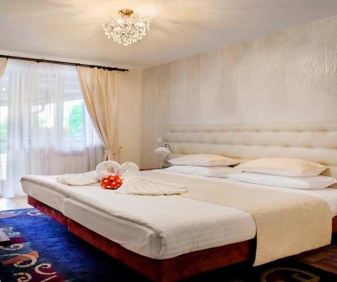 z ustawą o usługach turystycznych nie mogą używać zastrzeżonych nazw jak hotel, motel, kamping, czy pensjonat.