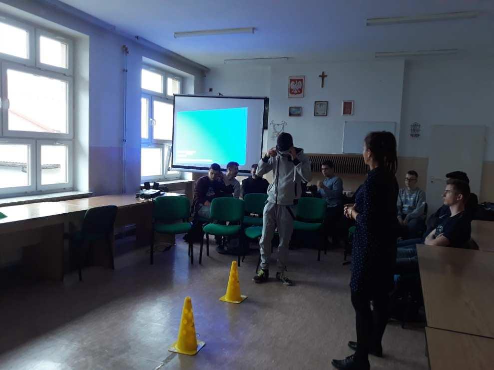Razem bezpieczniej na terenie powiatu niżańskiego odbyły się dwa spotkania z młodzieżą.