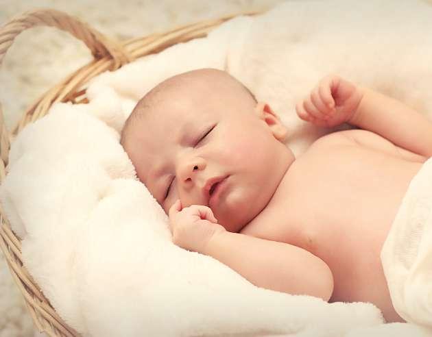 DZIECI ALERGIE POKARMOWE CIĘCIE CESAR SKIE Swedish Medical Birth Register n=1 mln 13 lat obserwacji WNIOSKI "Cięcie cesarskie wydaje się