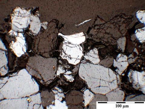 Mikroskop polaryzacyjny, polaroidy X. Tab. 1 Tab. 1 Mineral composition of sample no 2 mineral amoun (%) binder 4,5 quartz 95,4 K-feldspar plagioclase Fragg. Of sediment.