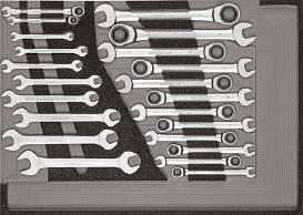 wywierconym otworem T10 T15 T20 T25 T27 T30 T40 37 mm 1/4" Przedłużka do klucza nasadowego 1 mm 1/4" Uchwyt przesuwny z elementem ślizgowym 115 mm 1/4" Przegub cardana 32 mm 1/2" 2K Grzechotka