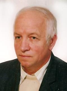 Jest czynnym członkiem Aeroklubu Podkarpackiego w Krośnie i Klubu Seniorów Lotnictwa. Oprócz czynnego latania zajmuje się regeneracją głowic silnikowych różnych typów.