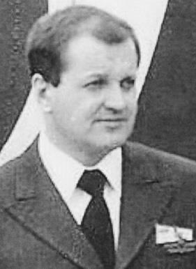 Ostatni wpis do książki pilota w uroczystej atmosferze, wykonał dyrektor Aeroklubu Podkarpackiego instruktor - pilot Witold Ostrowski.