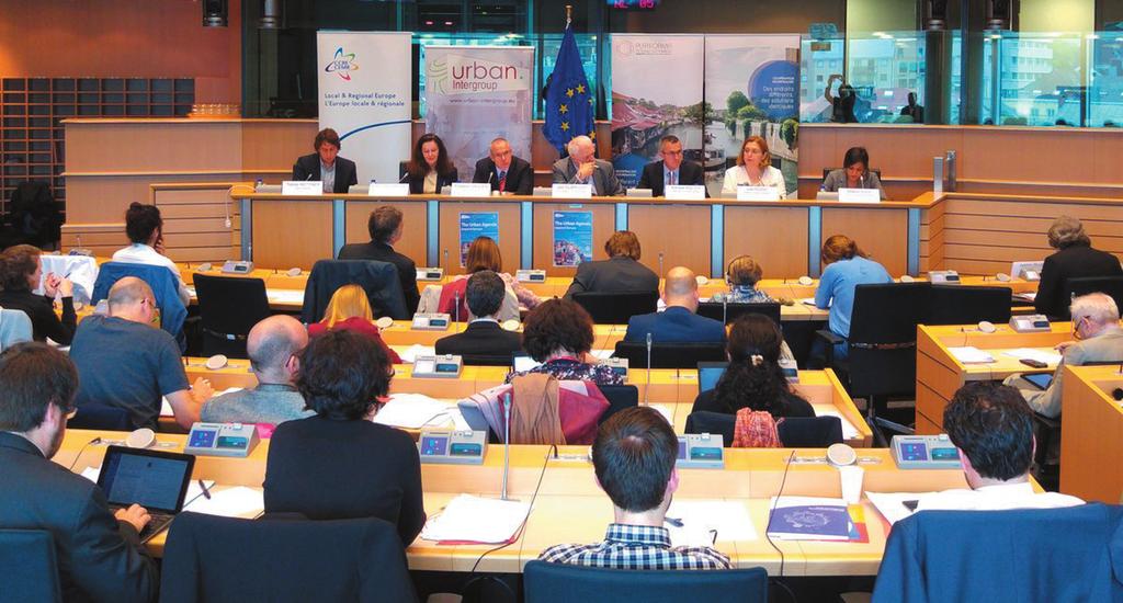 ŚWIATOWA AGENDA MIEJSKA Instytucje europejskie deklarują pełne wsparcie dla władz lokalnych P CEMR/PLATFORMA odczas seminarium współorganizowanego przez Intergrupę URBAN w Parlamencie Europejskim 21