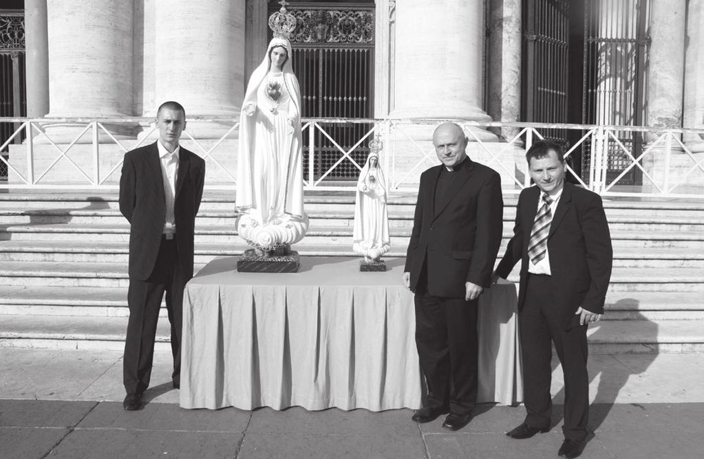 Następnego dnia, sytuacja podobna, z tym że w samochodzie mam dwie cenne figury Matki Bożej. Nic im się nie może zdarzyć, i to nawet nie chodzi o wartość materialną, co bardziej o tę duchową.
