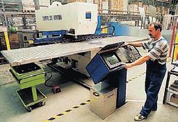 wyeliminowanie tradycyjnych metod wytwarzania dla osiàgni cia wysokiej jakoêci produktu.