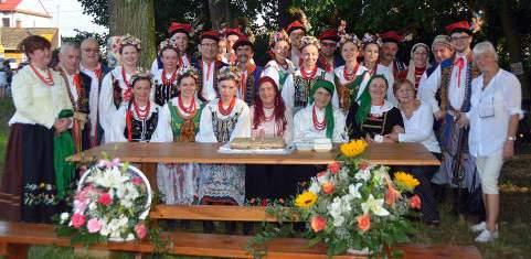 W 2018 roku najmłodsza grupa zakwalifikowała się na Międzynarodowy Festiwal Święto Dzieci Gór. Zespół Krakowiacy Ziemi Brzeskiej istnieje od 50 lat. W swoim repertuarze ma m.in.