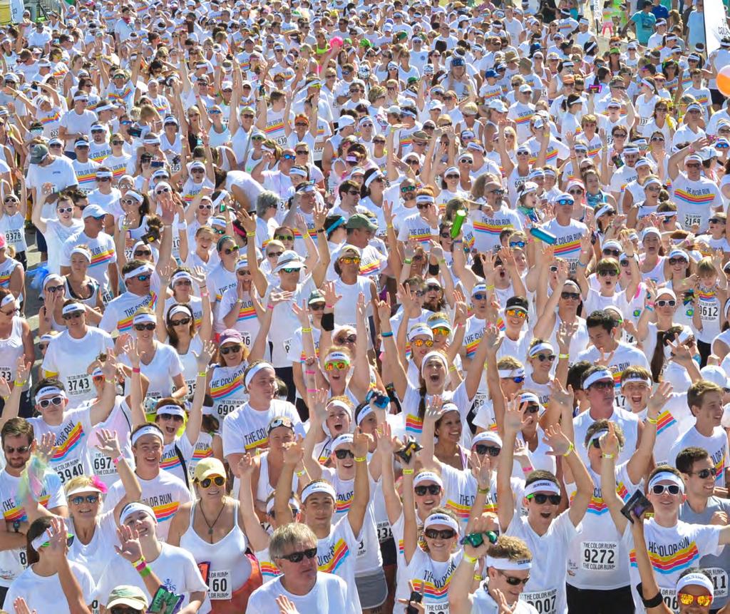 START NIEDZIELA, 17 CZERWCA PGE Narodowy STREFA FESTIWALOWA: 14.00 - otwarcie strefy festiwalowej, a na niej niespodzianki i aktywności przygotowane przez Partnerów wydarzenia. BIEG: 14.