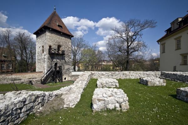 Muzeum Żup Krakowskich ul. Zamkowa 8 tel. 12 278 32 66, 12 422 19 47, fax 12 278 30 28 www.muzeum.wieliczka.